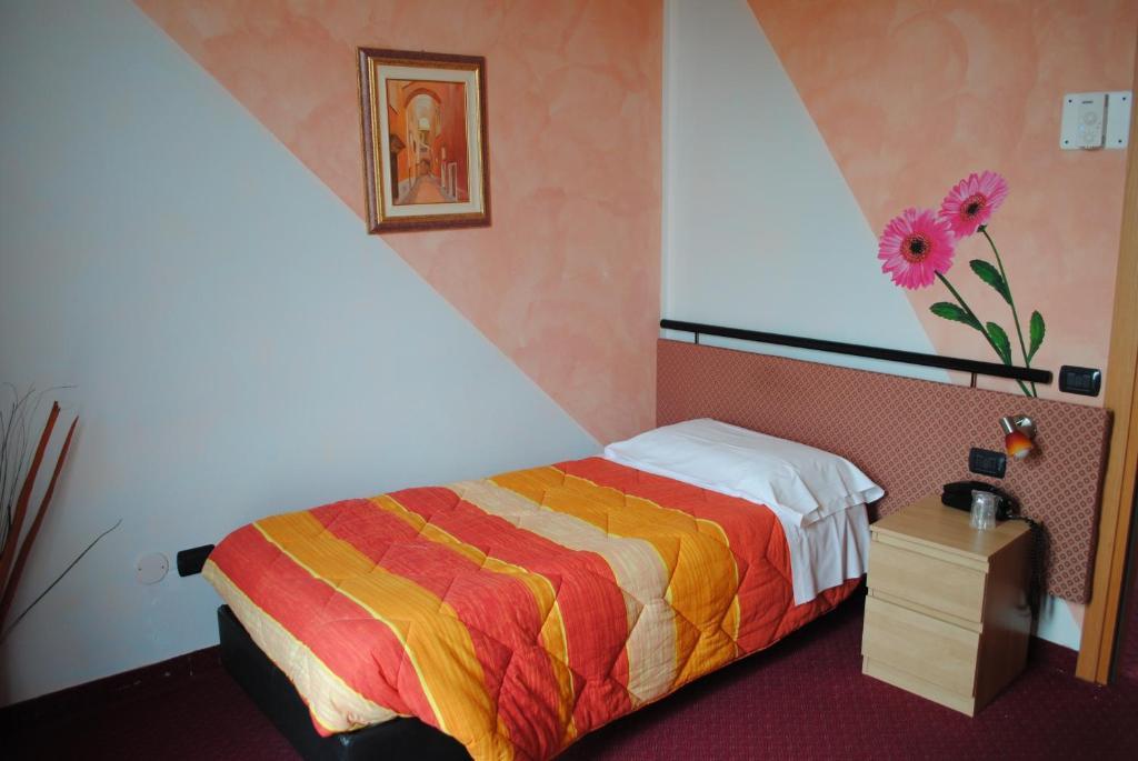 Hotel Giannina Forlimpopoli Rum bild